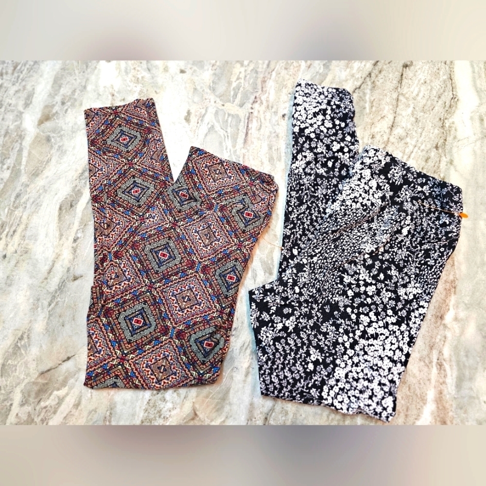 2 Pair LuLaRoe OS Leggings Geometric Tribal Print Multicolor One Size Stretch